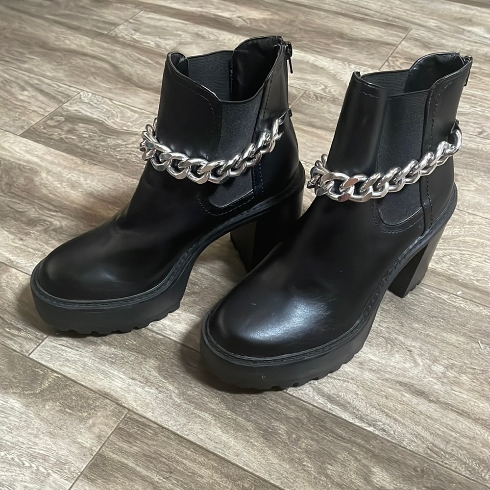 Madden Girl Boots